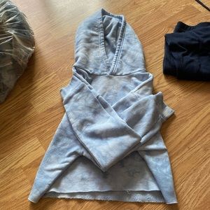 Bluenotes crop acid wash hoodie